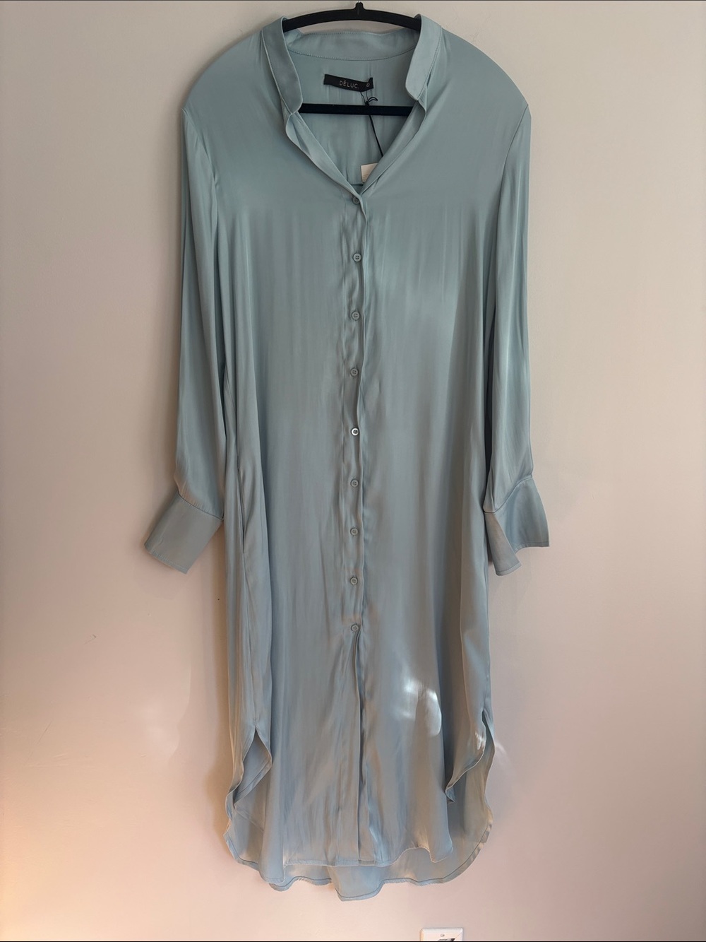 DÈLUC Satin Button Front High-Low Shirt Dress – Size Small